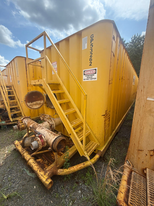 Front of Dragon flat top frac tank #GP53262