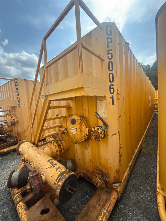 Front of Wichita flat top frac tank #GP50061