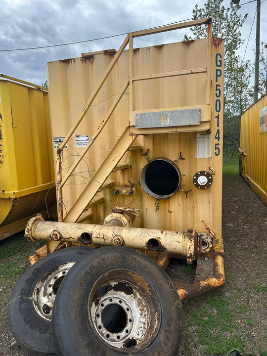 Front of yellow 21,000 gallon Wichita flat top frac tank #GP50145