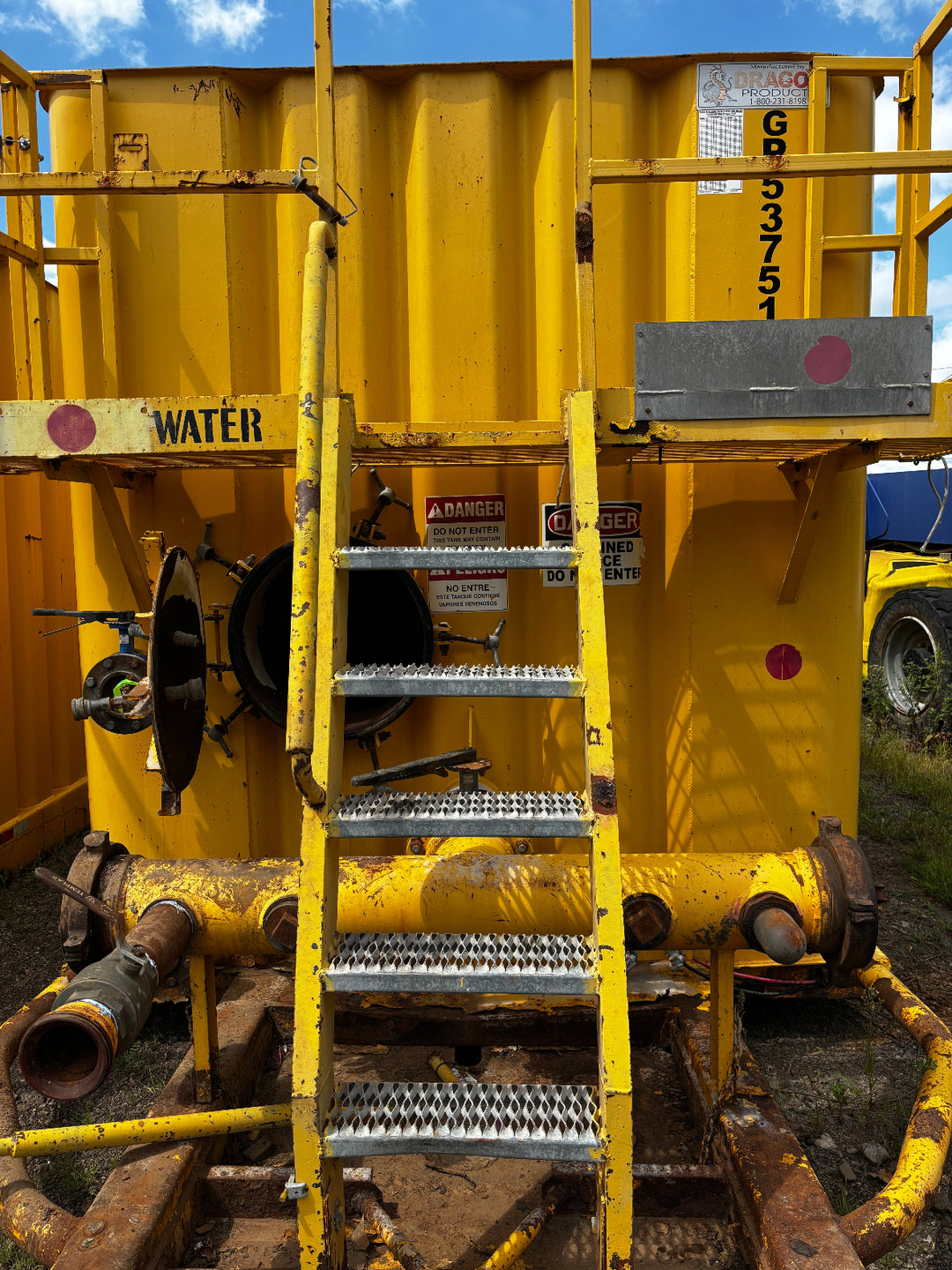 Front of yellow dragon frac tank #GP53751