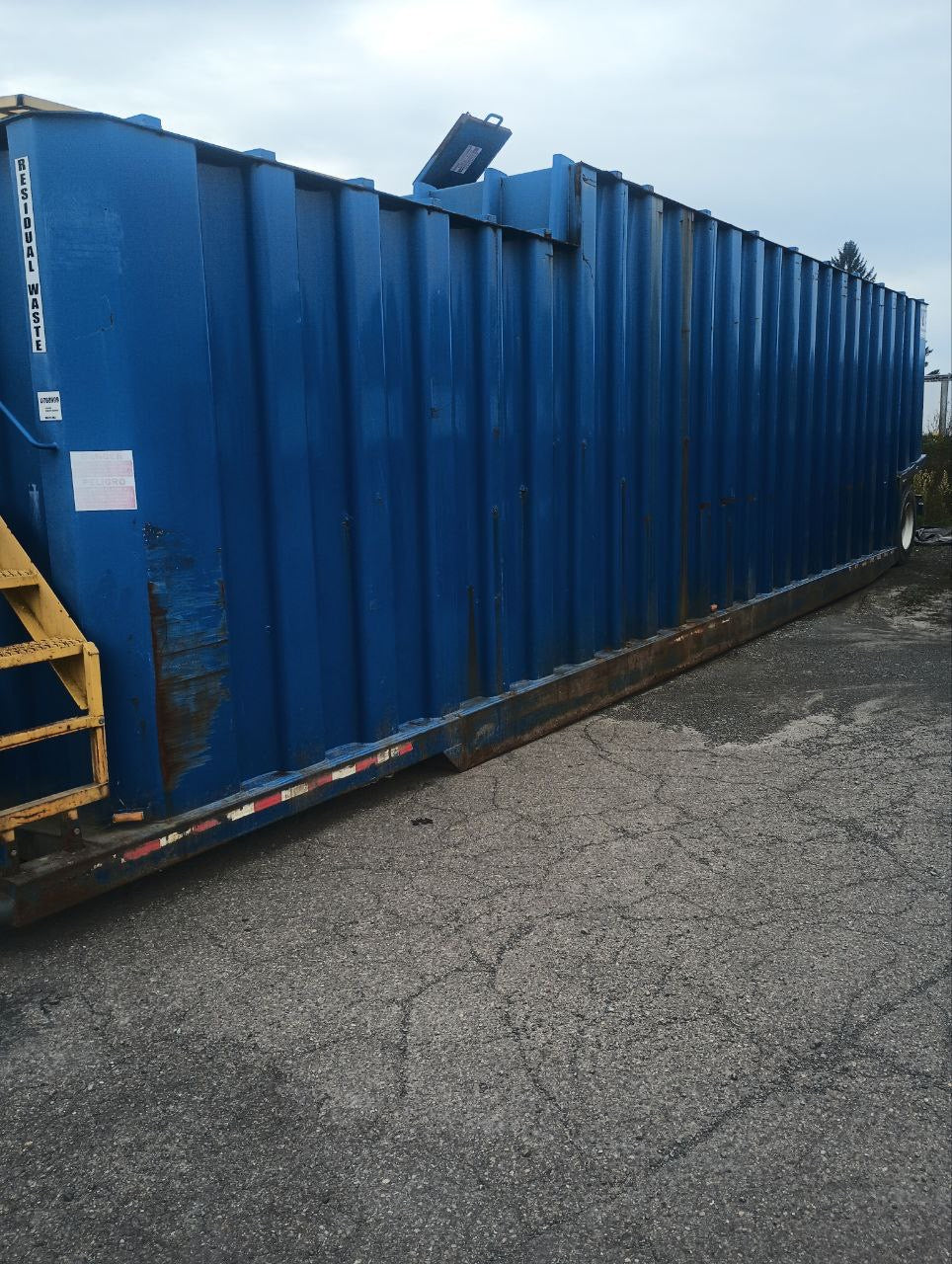 VE Flat Roof Frac Tank with External Manifold *BLUE* (21,000 gal.) (G0921)