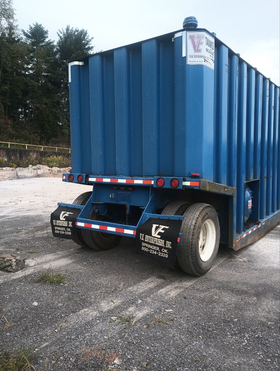 VE Flat Roof Frac Tank with External Manifold *BLUE* (21,000 gal.) (G0108)