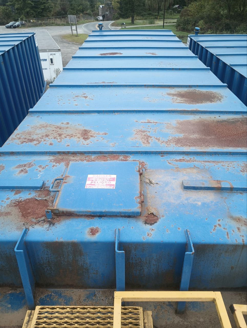 VE Flat Roof Frac Tank with External Manifold *BLUE* (21,000 gal.) (G1491)