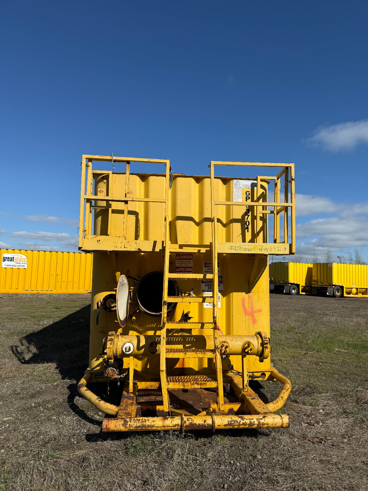 Dragon Flat Roof Frac Tank (GP53701) – FracTanks.com