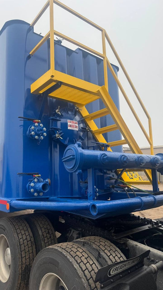 REFURBISHED Dragon Flat Roof Frac Tank with External Manifold *BLUE*  (21,000 gal.)