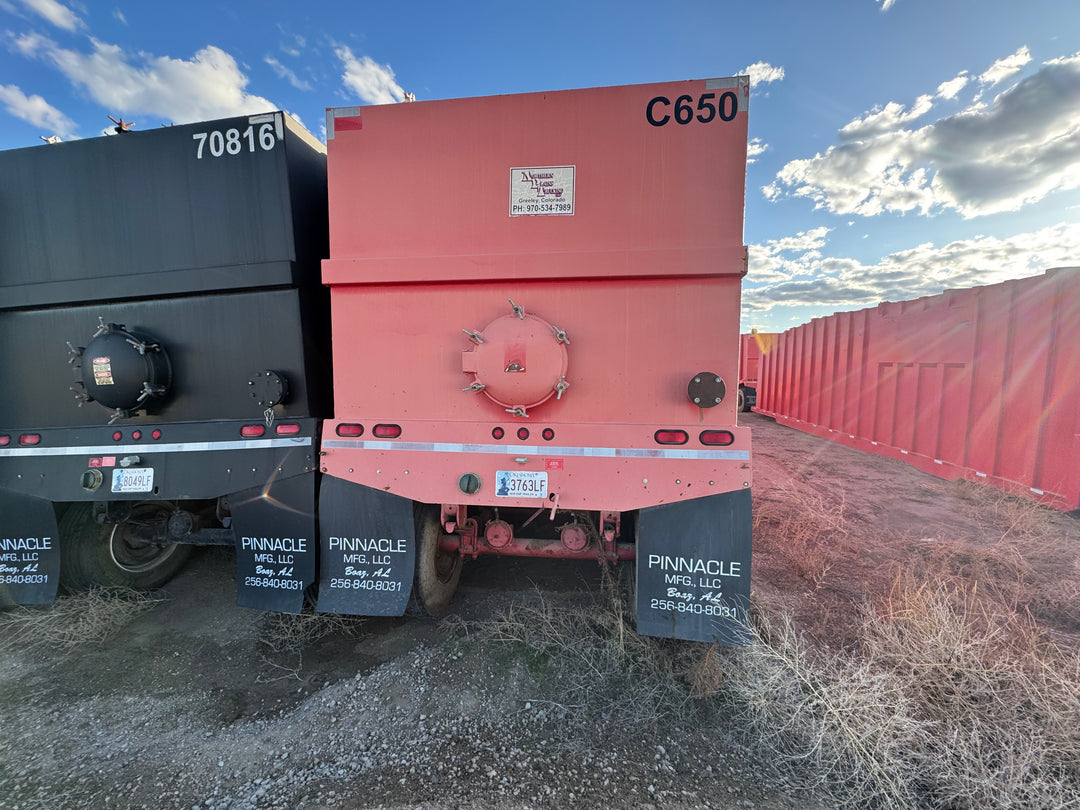 Pinnacle Side Stair Frac Tank (C650)