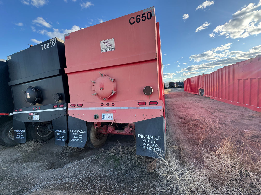 Pinnacle Side Stair Frac Tank (C650)