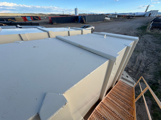 Pinnacle Side Stair Frac Tank (C822)