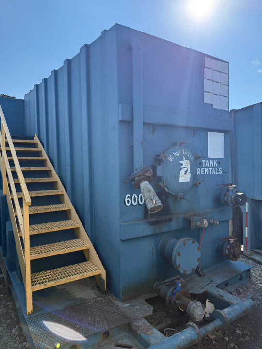 Sabre Side Stair Frac Tank (600)