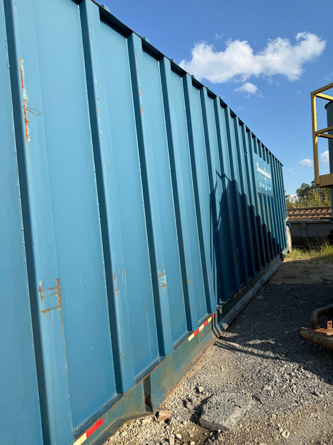 Sabre Side Stair Frac Tank (611)