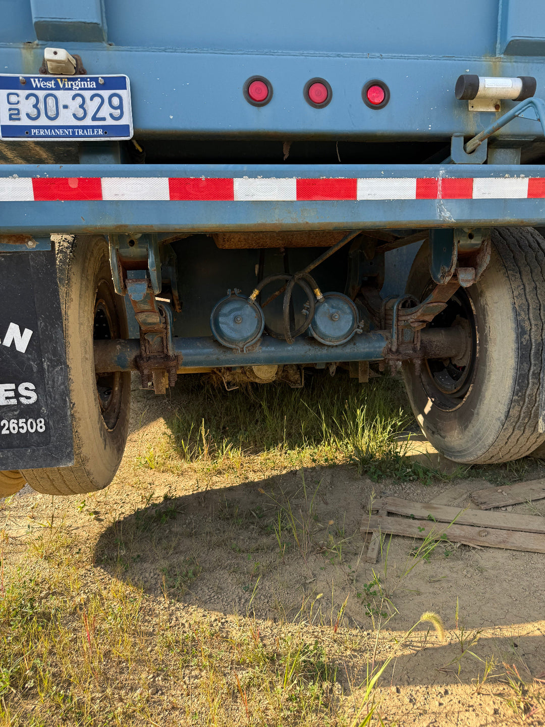 Sabre Side Stair Frac Tank (611)