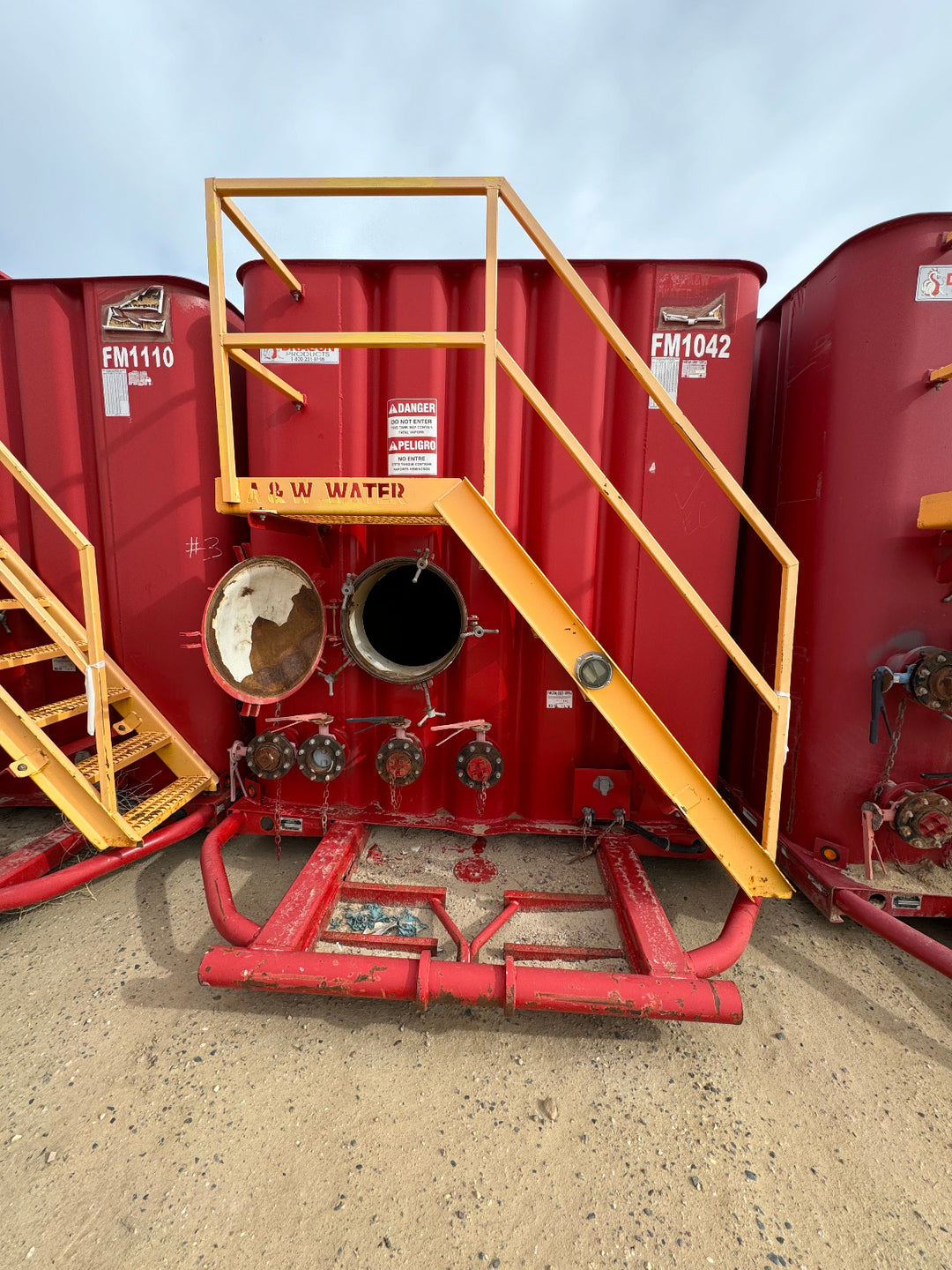 Front of Red Frac Tank FM1042, Image 1
