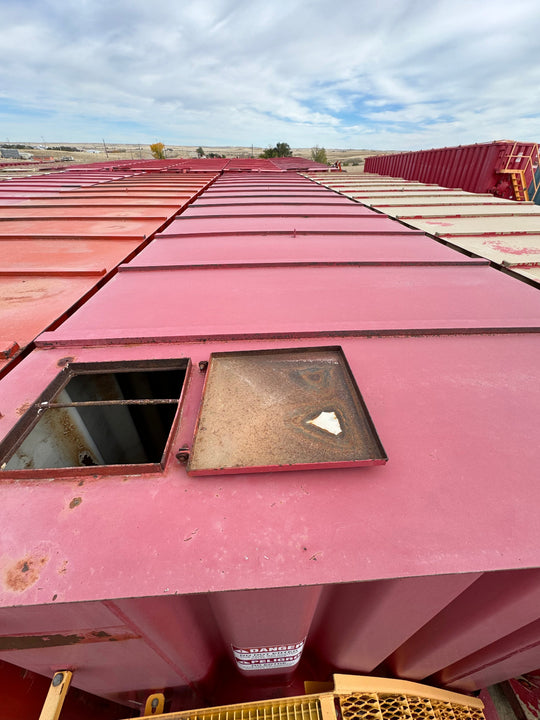 Dragon Flat Roof Frac Tank with Internal Manifold *RED* (21,000 gal.) (FM559)