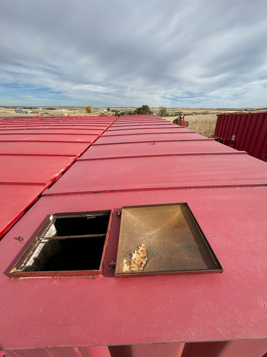 Dragon Flat Roof Frac Tank with Internal Manifold *RED* (21,000 gal.) (FM561)