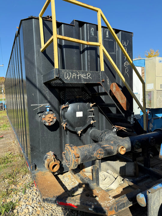 Southern MFG Frac Tanks *VAPOR TIGHT* with External Manifold *BLACK* (21,000 gal.) (#1)