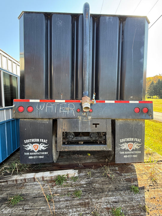 Southern MFG Frac Tanks *VAPOR TIGHT* with External Manifold *BLACK* (21,000 gal.) (#1)
