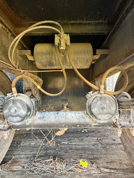 Southern MFG Frac Tanks *VAPOR TIGHT* with External Manifold *BLACK* (21,000 gal.) (#1)