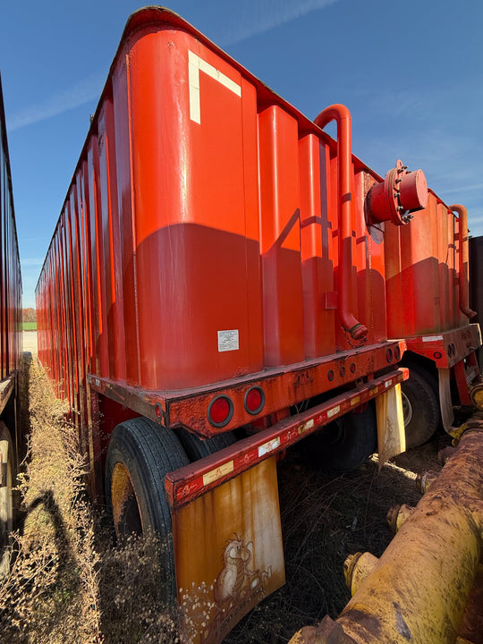 Dragon Flat Roof Frac Tank with External Manifold *RED* (21,000 gal.)