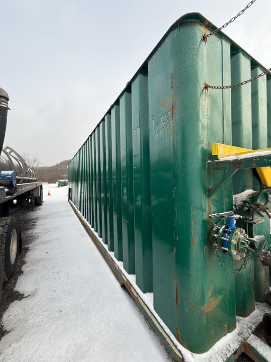 Dragon Flat Roof Frac Tank with External Manifold *GREEN* (21,000 gal.) (8392)