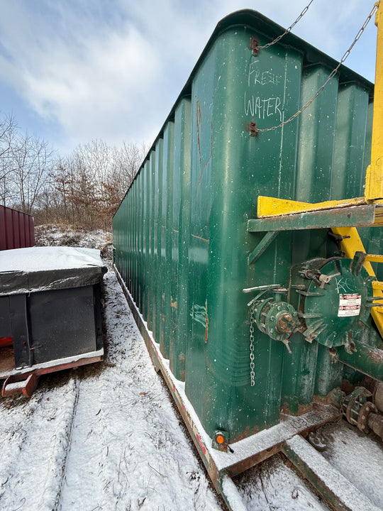 Dragon Flat Roof Frac Tank with External Manifold *GREEN* (21,000 gal.) (8153)