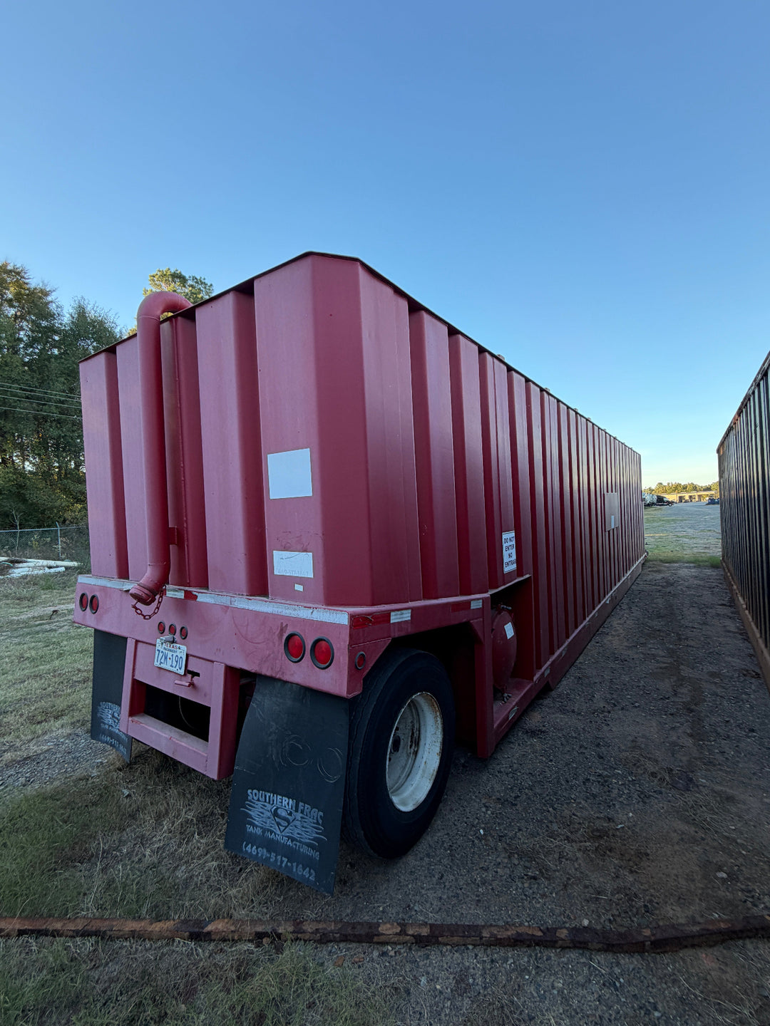 Southern MFG Flat Roof Frac Tank (#FRC3)
