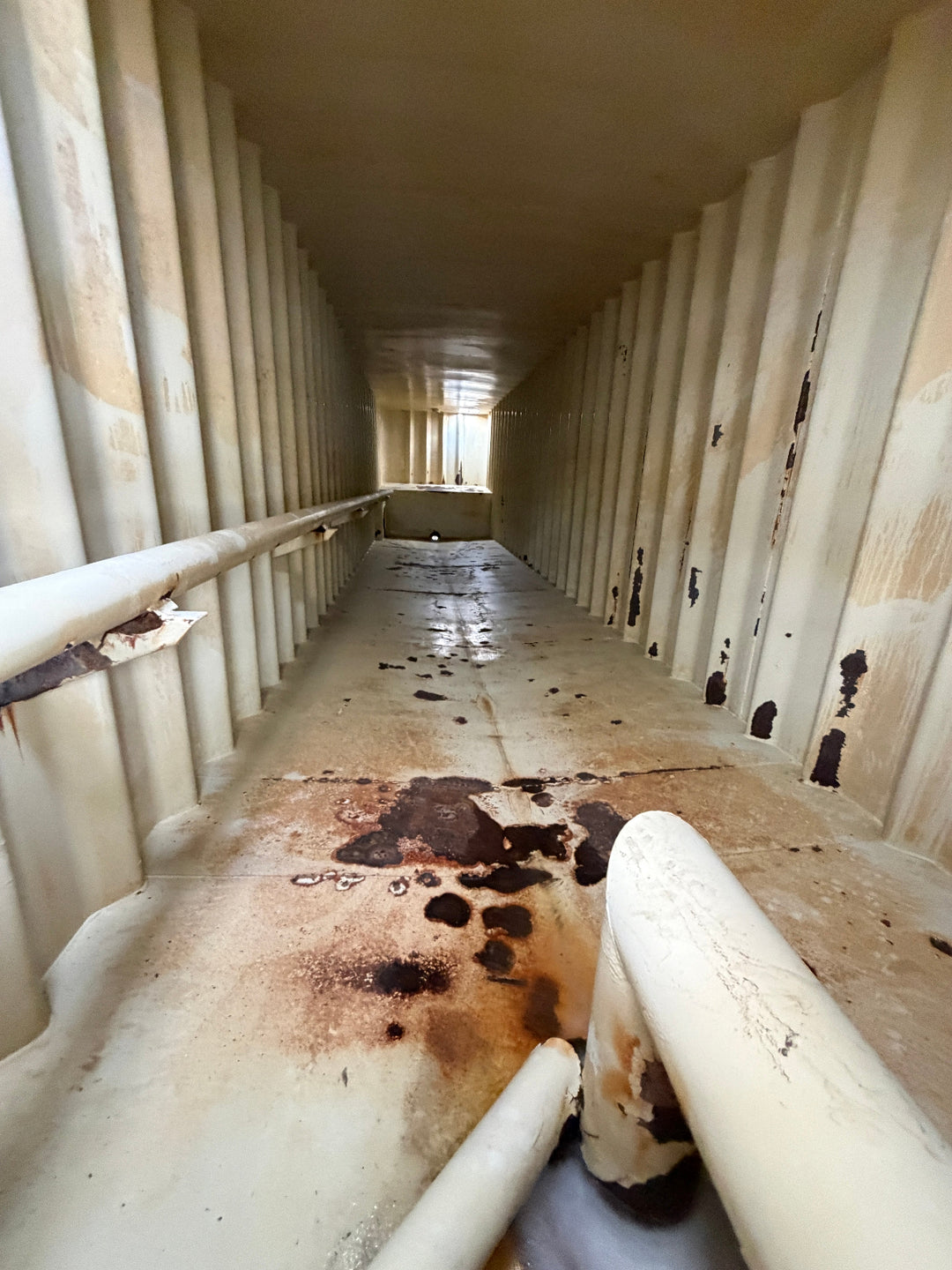 Interior of Dragon flat top frac tank #GP54056
