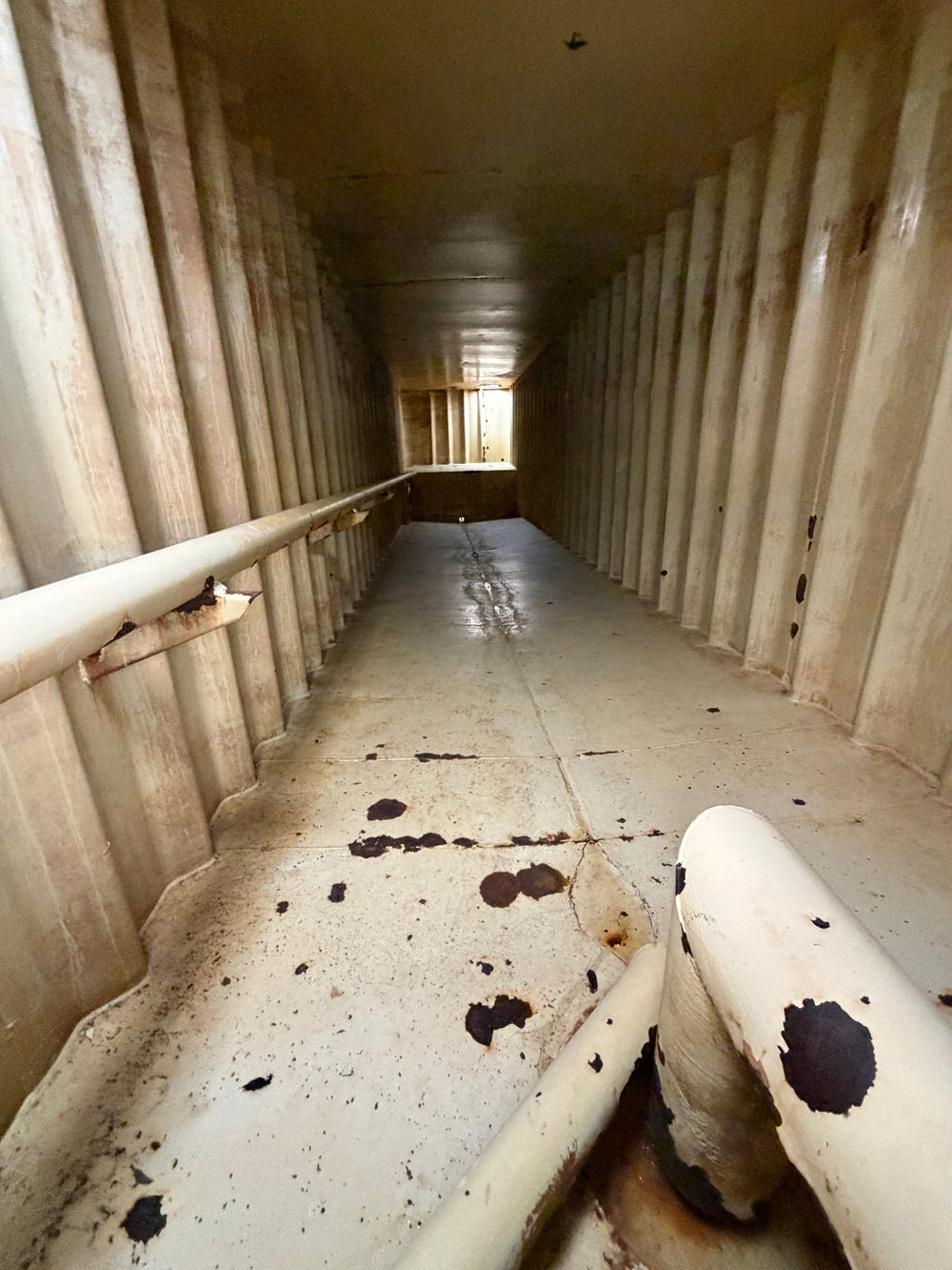 Interior of Dragon flat top frac tank #GP54086