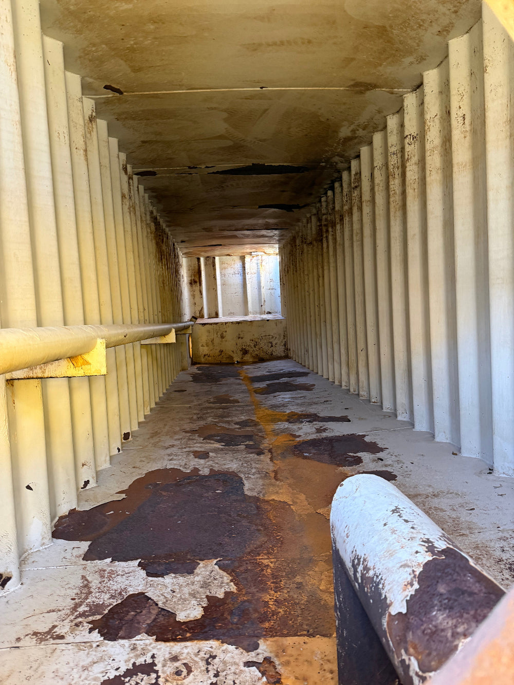 Interior of Dragon flat top frac tank #GP54633