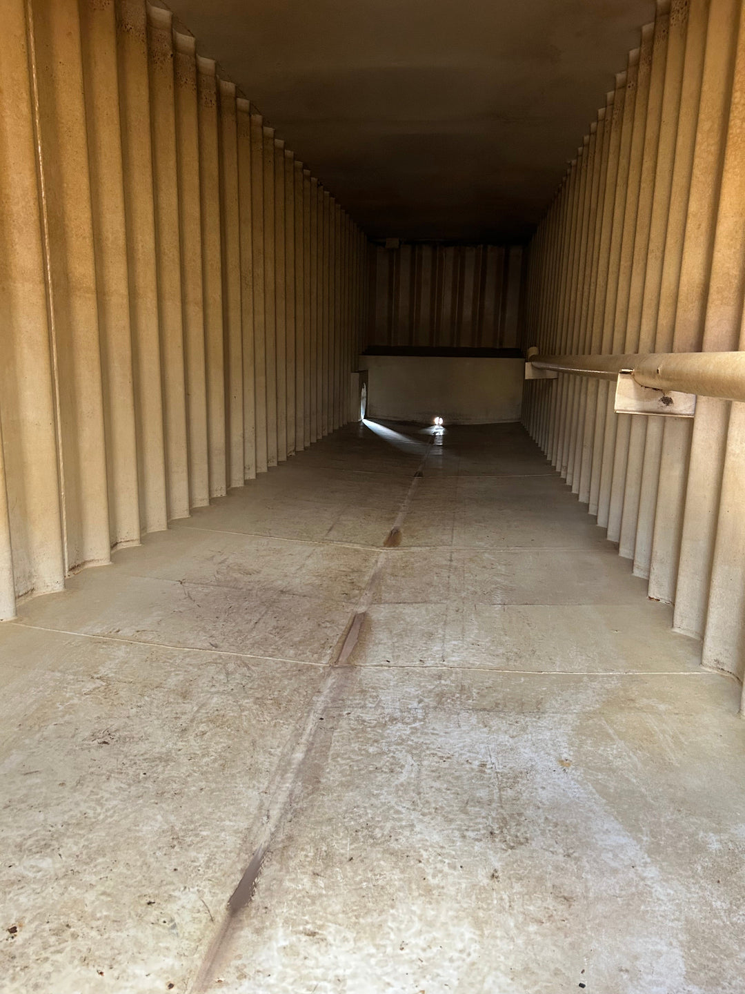 Interior of Wichita frac tank #071290 vapor tight