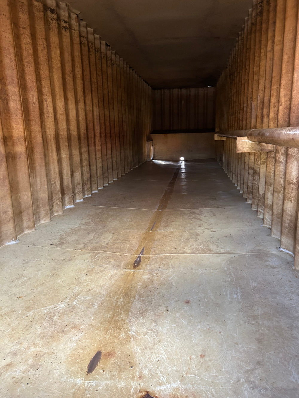 Interior of Wichita frac tank #071324 vapor tight