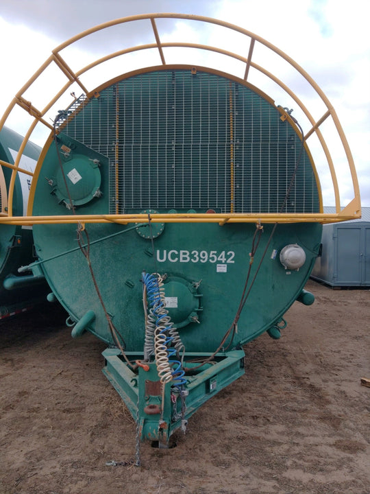AFC Cone Bottom Frac Tank *GREEN* (17,800 gal.) (UCB39542)