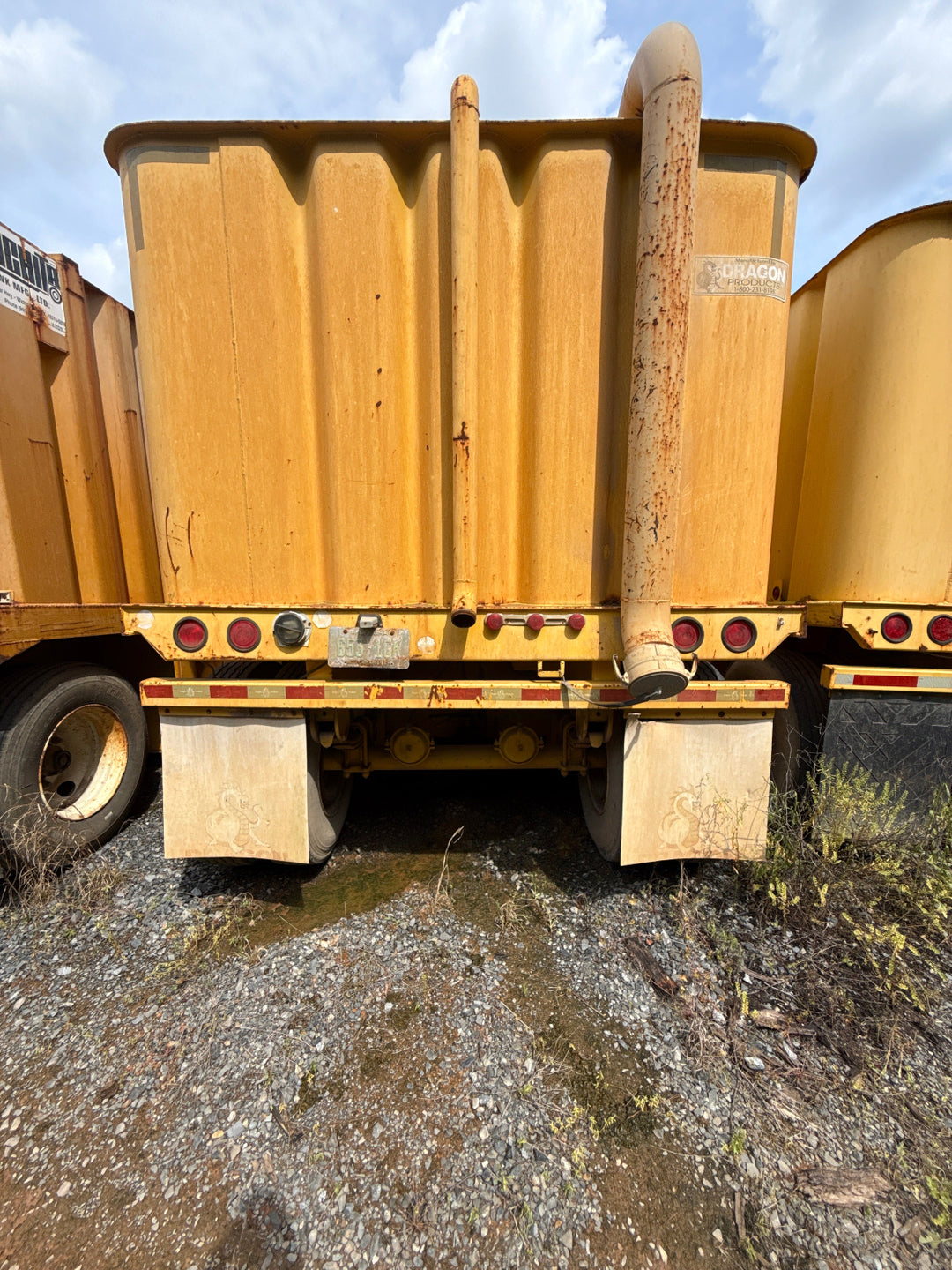 Rear of Dragon flat top frac tank #GP53262